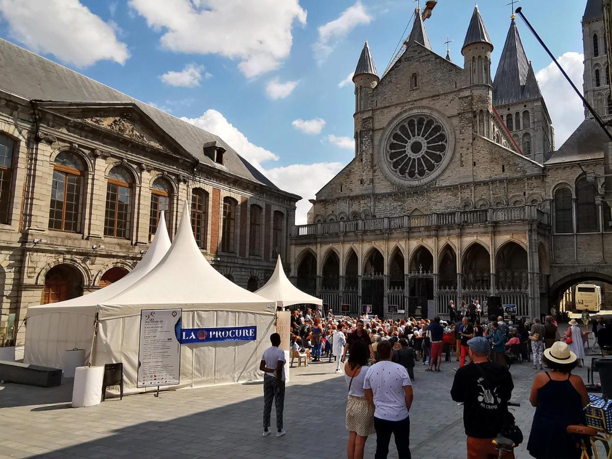 Appartement Et Parking Privatif Le Long De L Escaut Tournai Luaran gambar