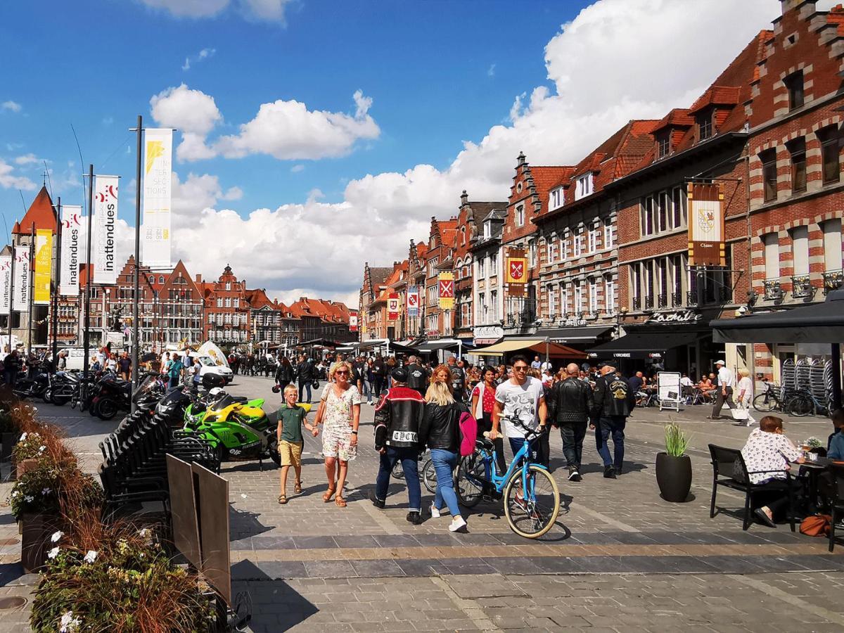 Appartement Et Parking Privatif Le Long De L Escaut Tournai Luaran gambar